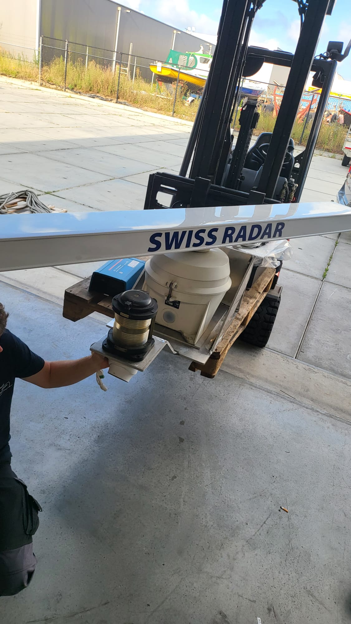 Swiss Radar Antenna Transceiver Unit (Scanner) — Refurbished