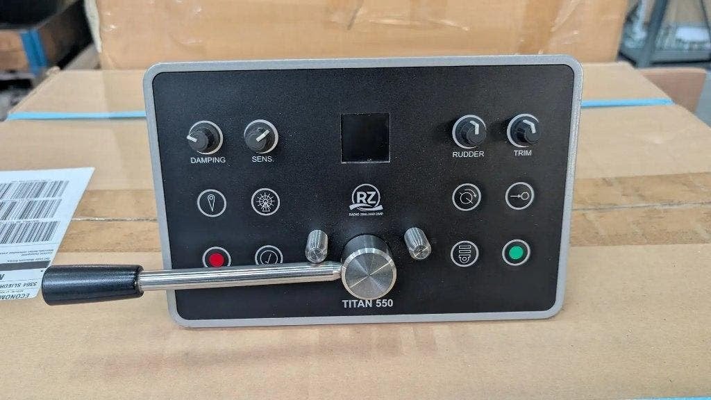 Radio Zeeland TITAN 550 Steering Lever — Refurbished
